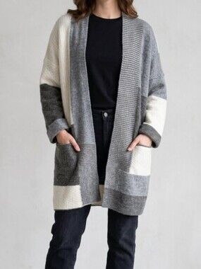 Clotheshead Colorblock Open-Front Cardigan Sweater - Gray/White XL